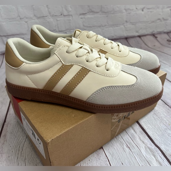 Basic Sneaker‎ - Picture 7 of 8